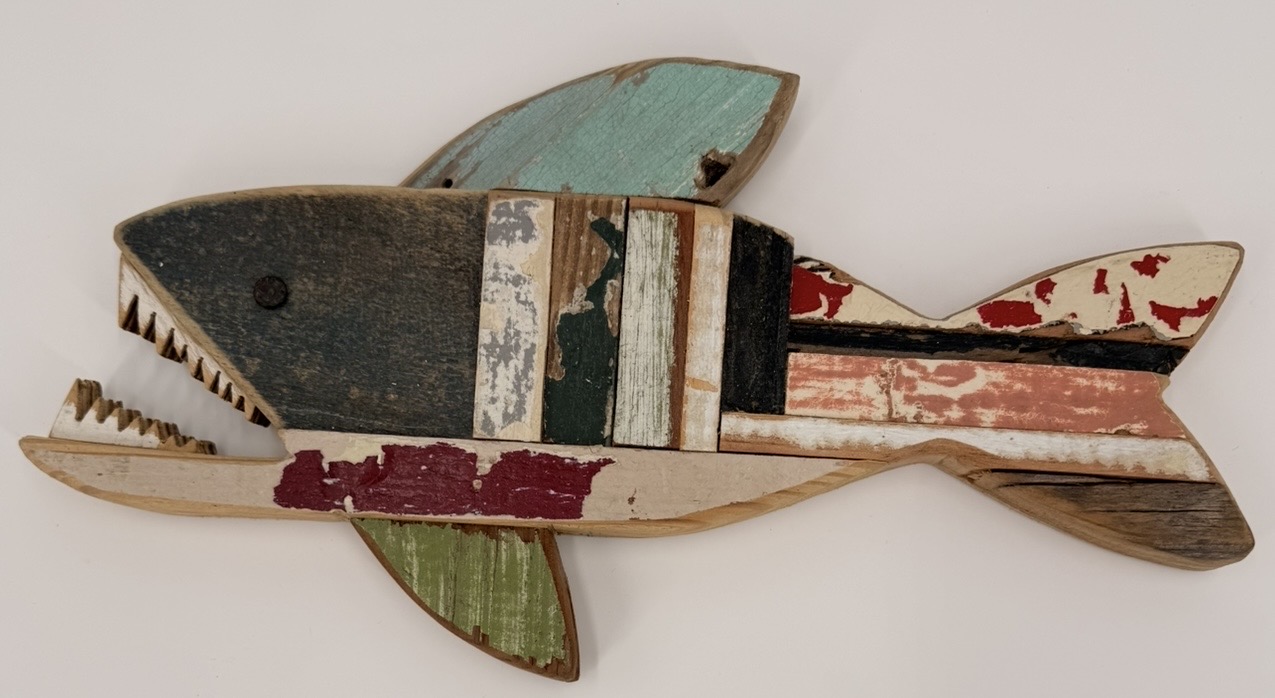 Piranha Garland Farwell, Woodwork, Animal