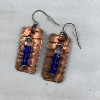 Hammered Copper Earrings elizabeth taylor, hammered copper earrings, green beads, leaf shape, jewelry, accessories