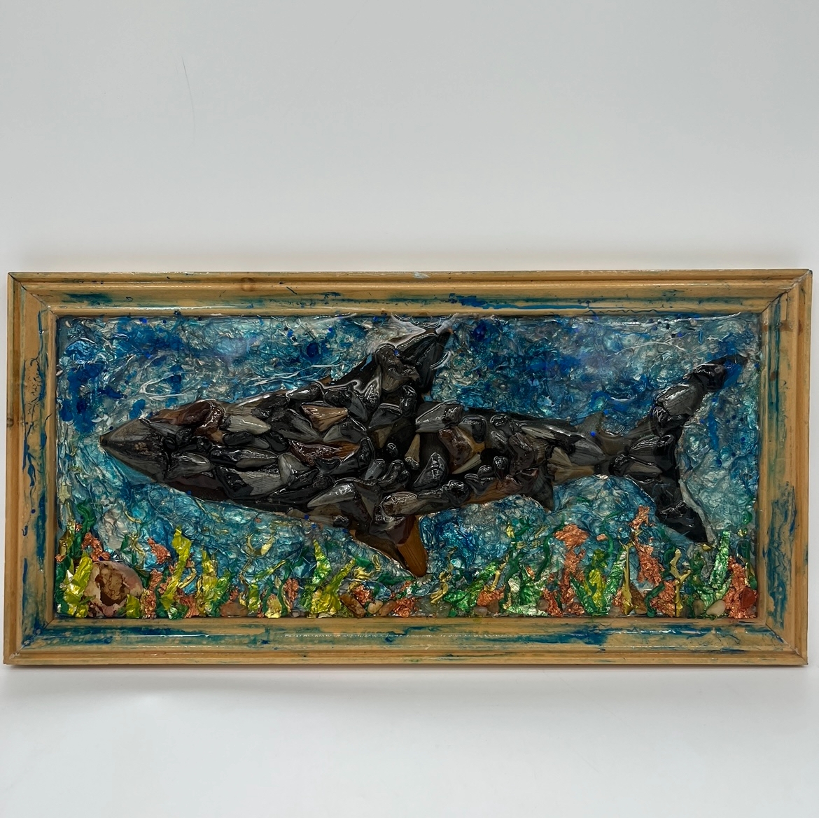 Josh jacy gunz, diverdill, shark, shark teeth, fish, ocean, foil, resin, water, aqua, waterlife