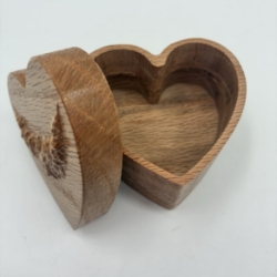 Trinket Box  robert knight, robert, knight, trinket, box, heart, shaped, decor, storage 