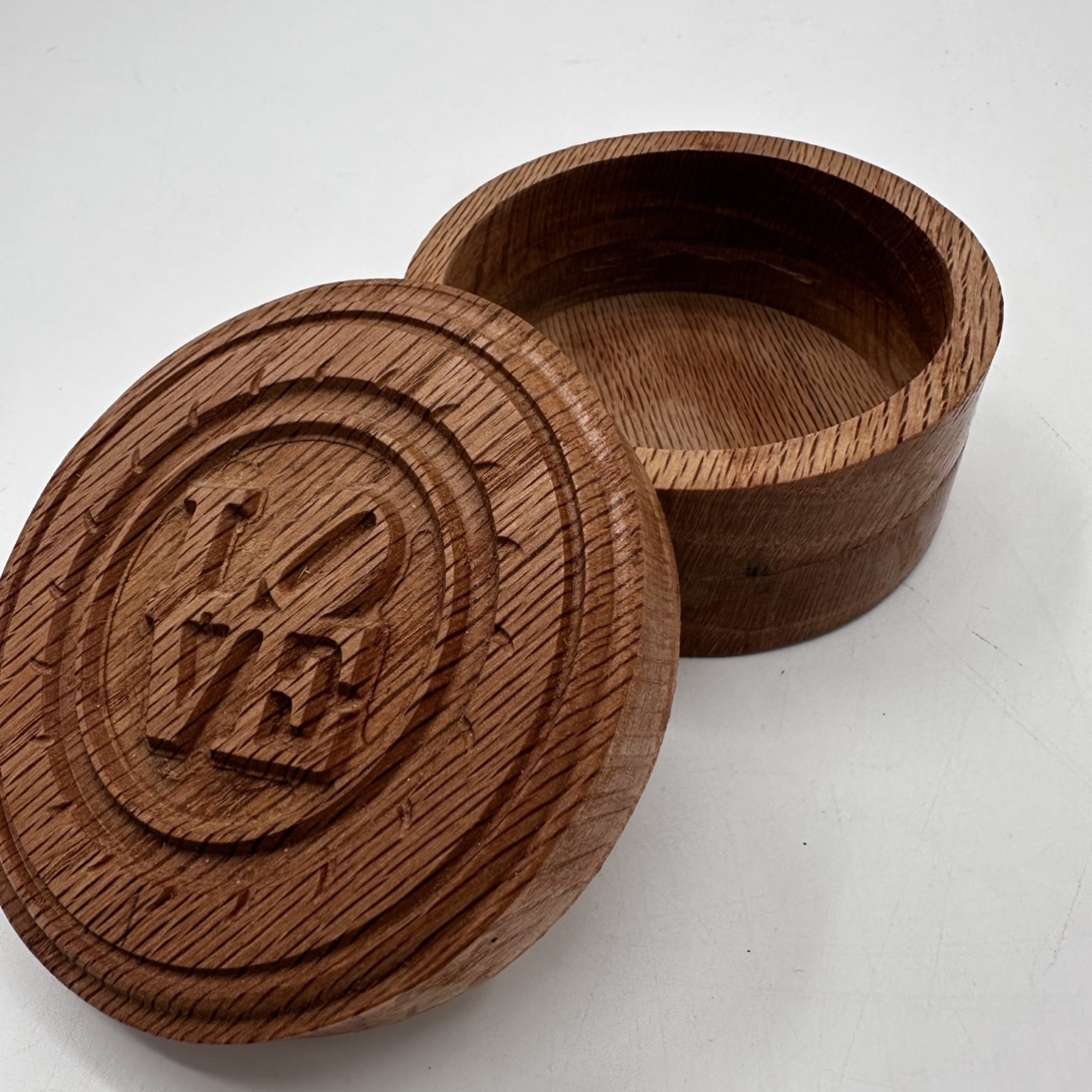 LOVE Trinket Box Robert Knight, trinket bow with carving, woodwork, wood, wooden